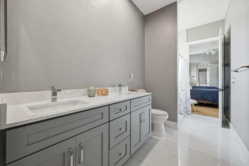 Welcome to your private Florida oasis, single-story 4-bedroom - photo 29