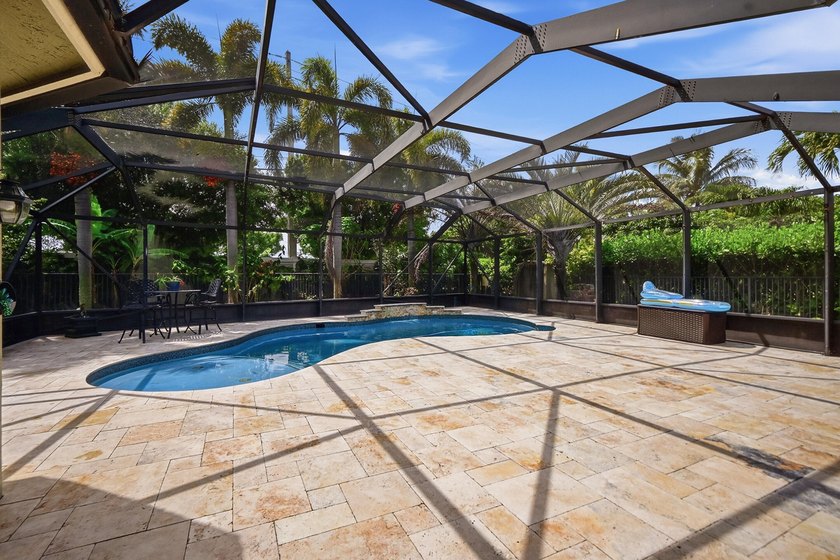 Welcome to your private Florida oasis, single-story 4-bedroom - photo 37