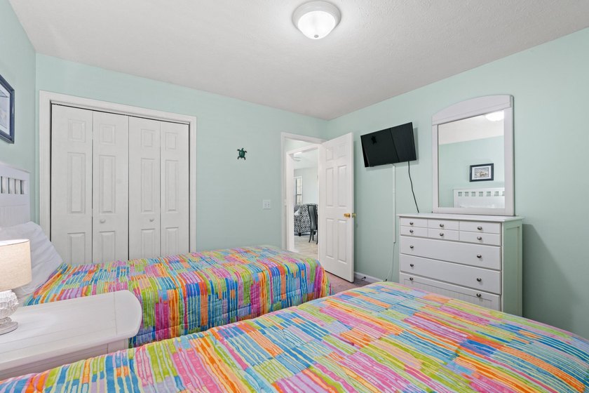Welcome to this beautifully maintained 2-bedroom, 2-bath third - photo 16