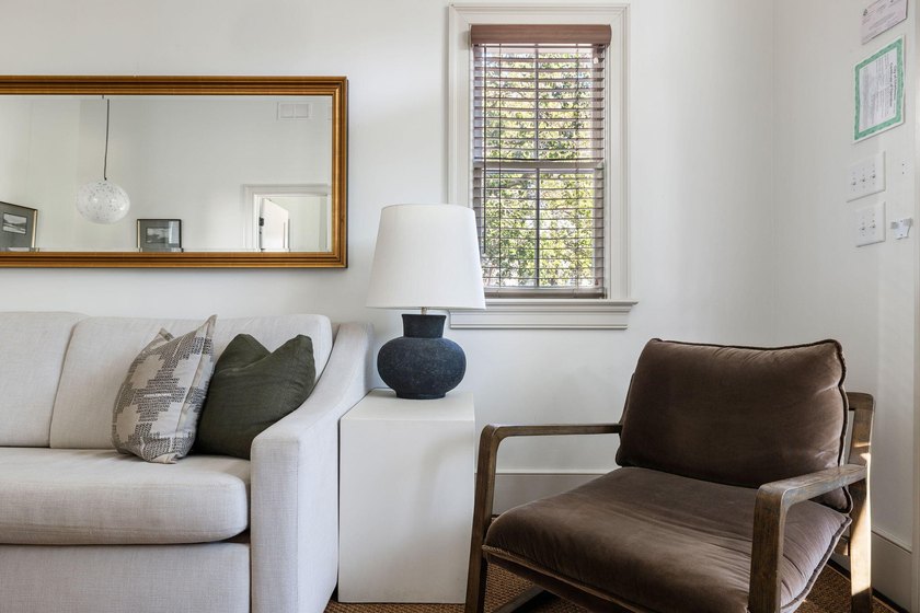 Stunning, turnkey short-term rental opportunity in the heart of - photo 21