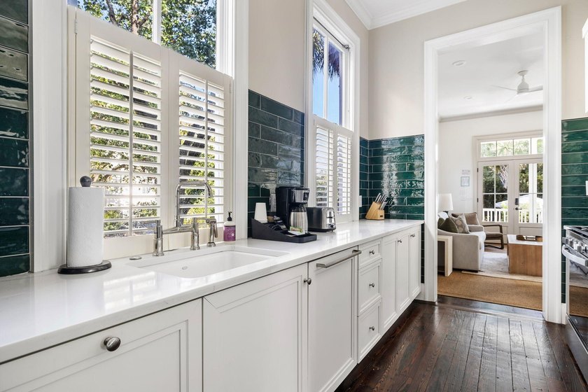 Stunning, turnkey short-term rental opportunity in the heart of - photo 22