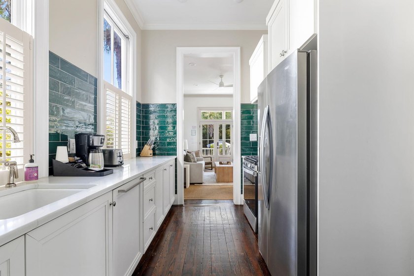 Stunning, turnkey short-term rental opportunity in the heart of - photo 24