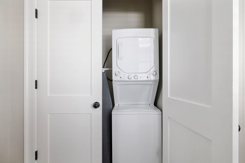 Stunning, turnkey short-term rental opportunity in the heart of - photo 26