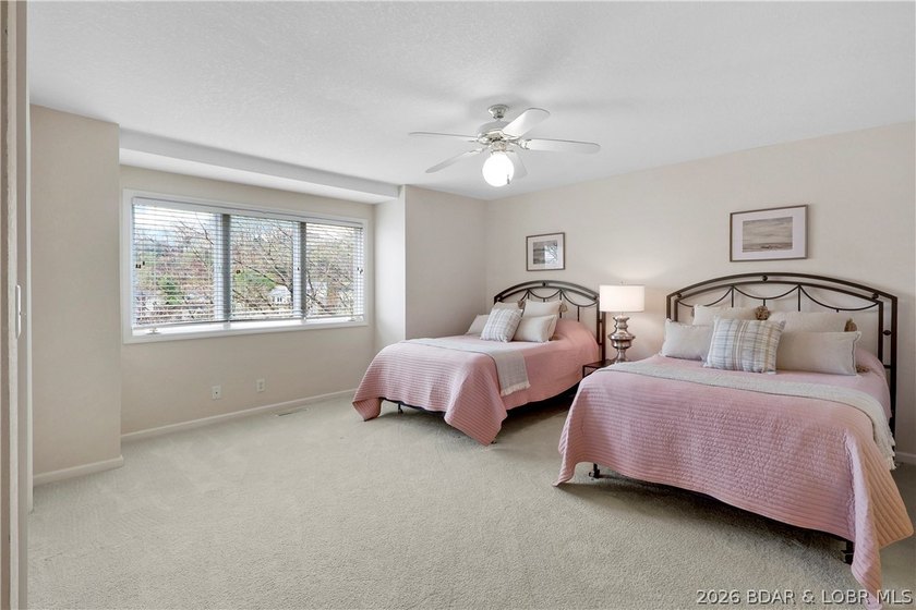 Your ideal lake escape starts here. Step inside and take in the - photo 30