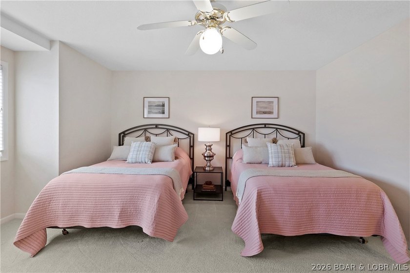 Your ideal lake escape starts here. Step inside and take in the - photo 31