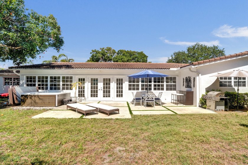 Spacious and remodeled home in Coral Ridge Country Club. Welcome - photo 31