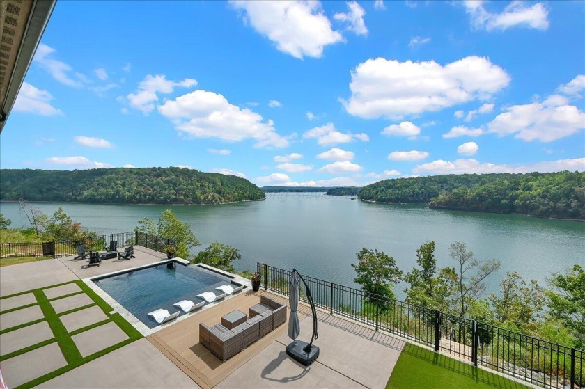 This stunning home offers expansive views of Smith Lake - photo 40