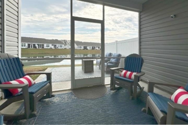 Spacious Garden Home with a private garage and a back porch - photo 34