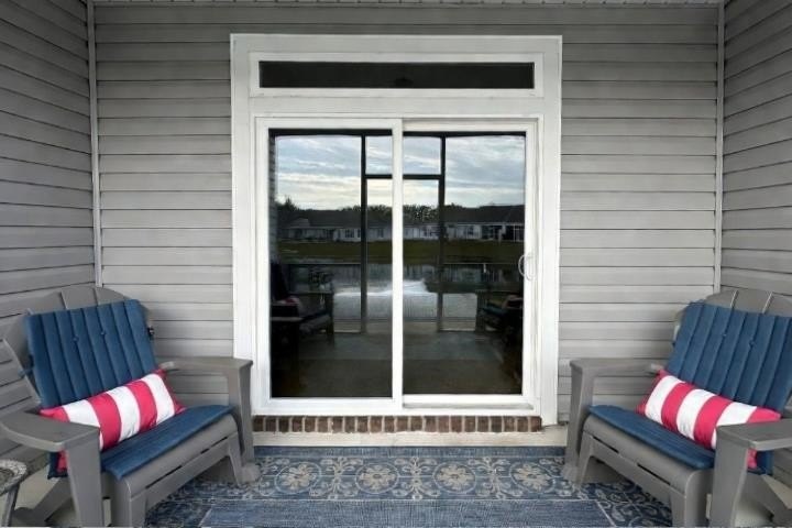 Spacious Garden Home with a private garage and a back porch - photo 37
