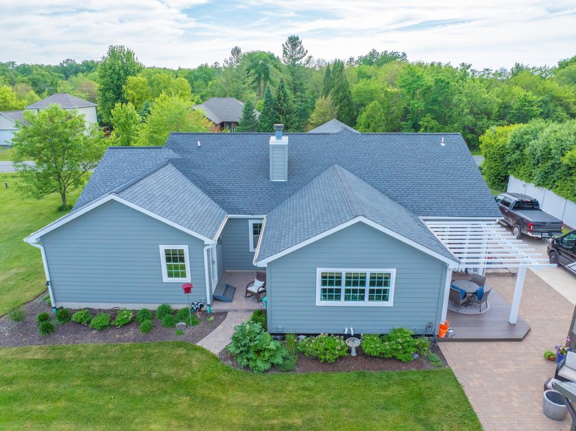 Welcome to this well-built home that offers privacy and a - photo 8