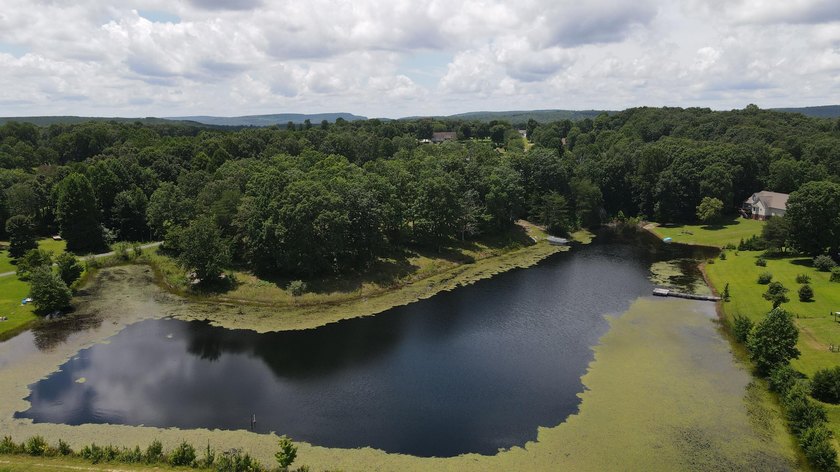 Welcome to the Bledsoe 1.21. This incredible lake lot on a - photo 7