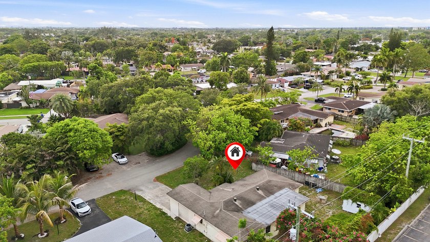 CHARMING SINGLE STORY HOME | PRIME FORT LAUDERDALE LOCATION | - photo 27