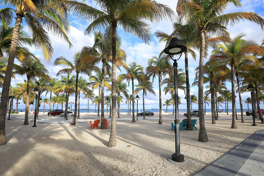 CHARMING SINGLE STORY HOME | PRIME FORT LAUDERDALE LOCATION | - photo 32