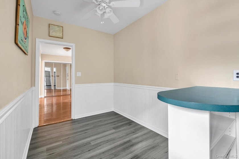 Large One Bedroom One Bath at the Townhouse Place Complex. This - photo 10