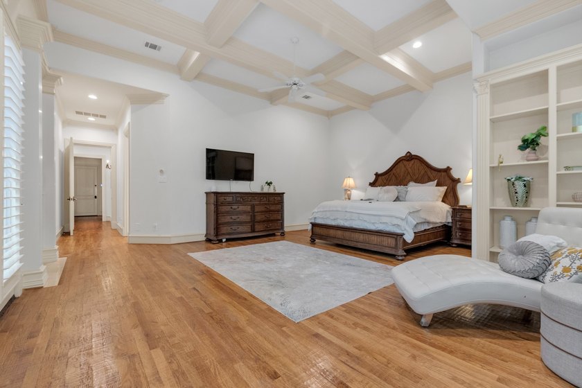 Experience timeless elegance in this exceptional estate located - photo 18