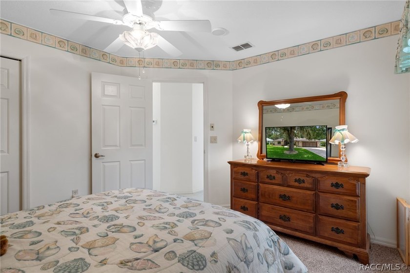 Citrus Hills - Canterbury Lake Estates - Immaculately maintained - photo 24