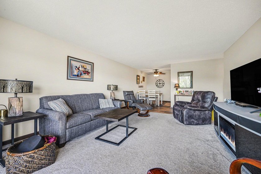 Experience maintenance-free lake living at its finest in this - photo 7