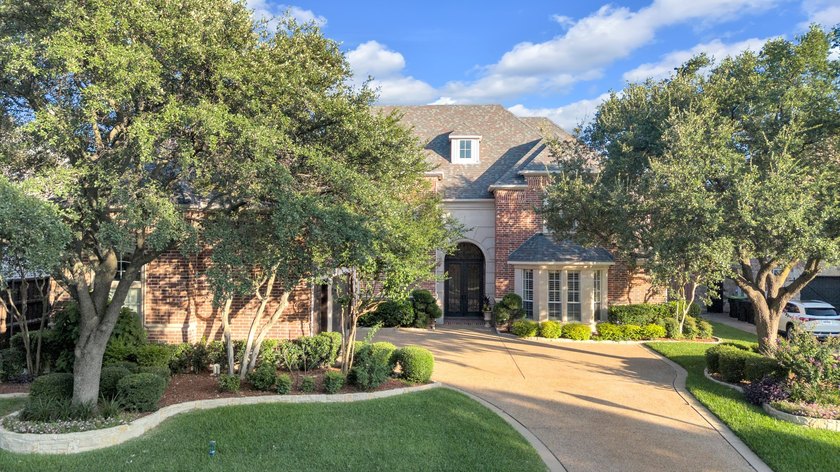 Experience timeless elegance in this exceptional estate located - photo 39