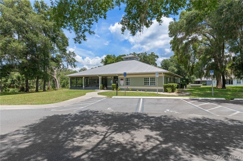 Citrus Hills - Canterbury Lake Estates - Immaculately maintained - photo 45