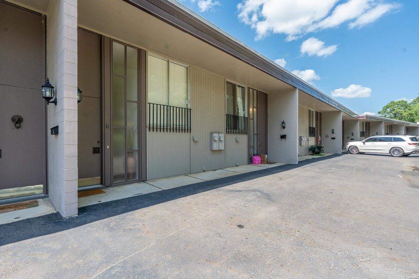 Enjoy beautiful waterfront living in this completely updated and - photo 44