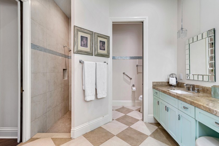 Experience a luxury waterfront estate in Pompano Beach featuring - photo 19