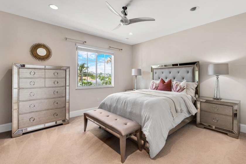 Experience a luxury waterfront estate in Pompano Beach featuring - photo 24