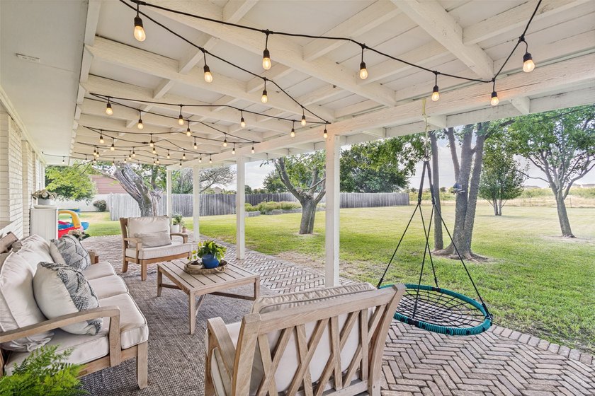 Nestled on a picturesque one-acre lot in the heart of Flower - photo 25