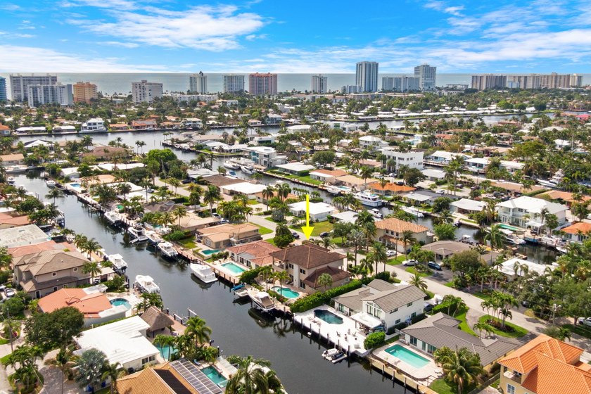 Experience a luxury waterfront estate in Pompano Beach featuring - photo 43