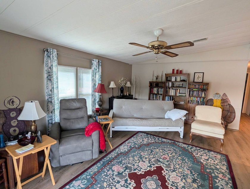 This stunning fully furnished lakefront home in the 55+ - photo 17