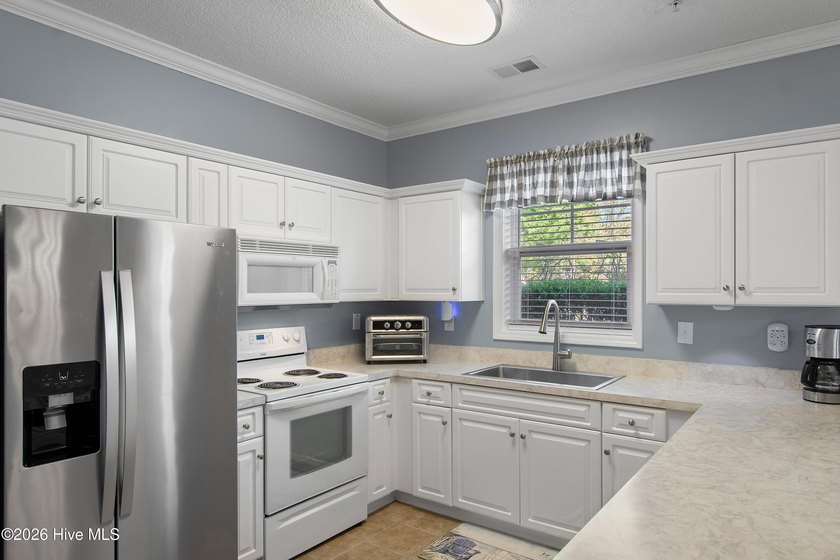 Looking for the perfect coastal getaway, primary residence, or - photo 9