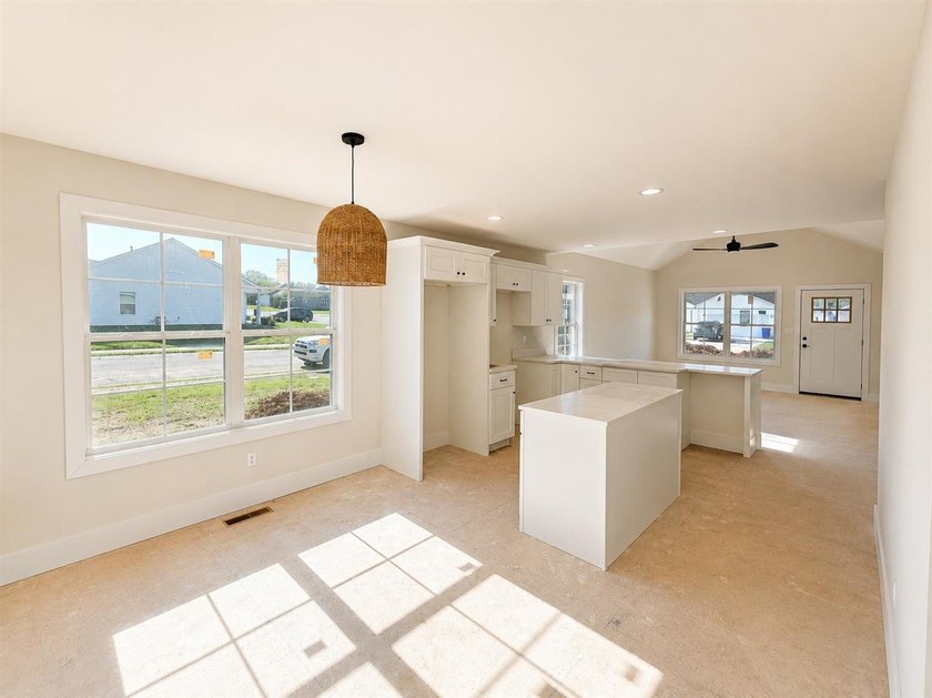 704 Cherry Blossom Rd - photo 3