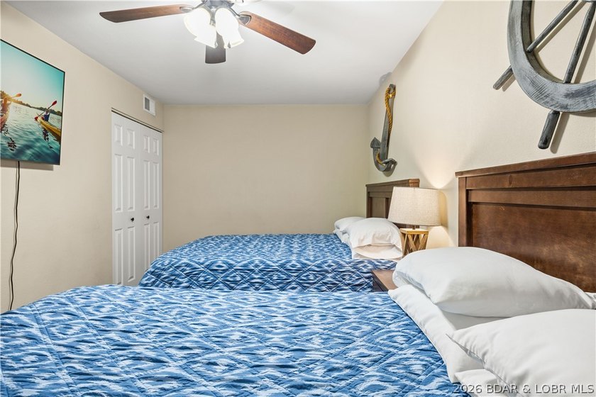 The perfect blend of luxury &amp; income potential in the heart of - photo 16