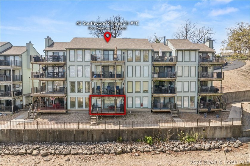 The perfect blend of luxury &amp; income potential in the heart of - photo 21