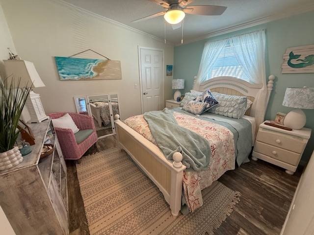 Welcome to this beautifully maintained, turn-key home in highly - photo 25
