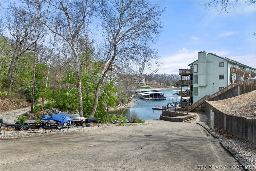 The perfect blend of luxury &amp; income potential in the heart of - photo 26