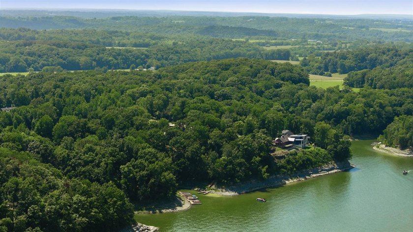 Welcome to your own waterfront retreat on beautiful Barren River - photo 3