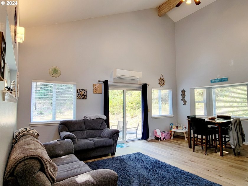2 Bed Townhouse style Home in the Harris Heights planned - photo 8