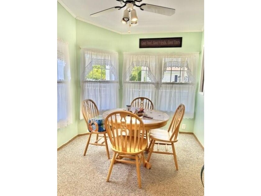 One of the best floor plans.Ice cold air cond and home generator - photo 8