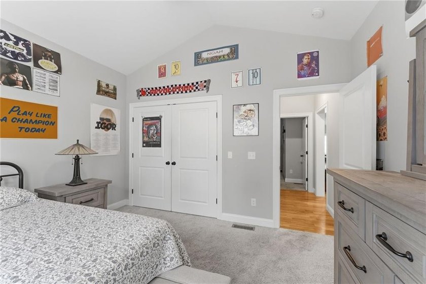 Welcome to the absolutely beautiful one-level living home in one - photo 15