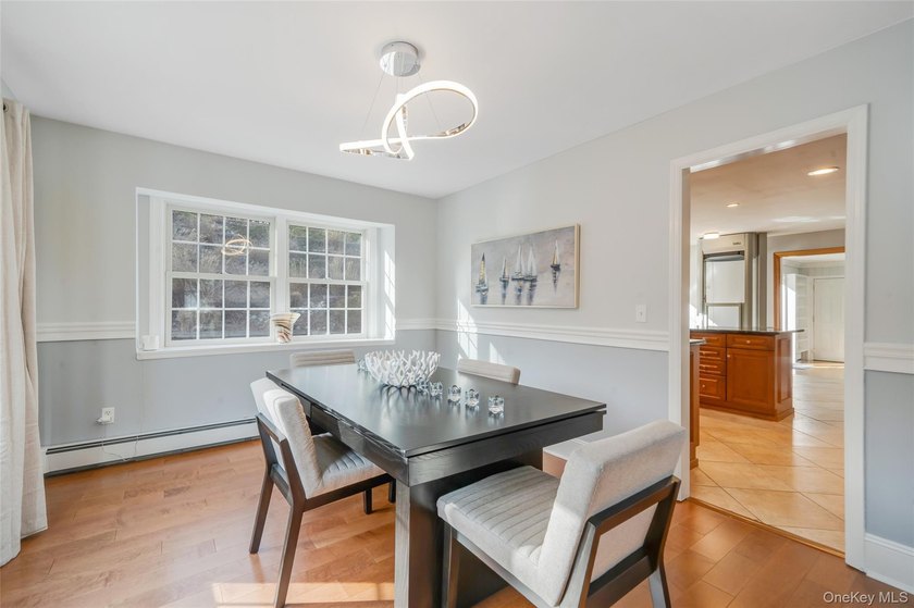Set within the serene landscape of Rolling Woods in Riverhead - photo 19