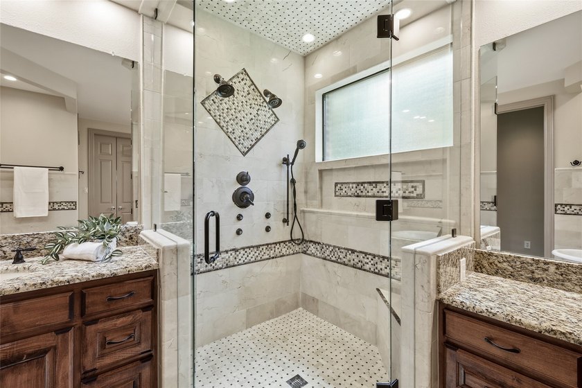 Welcome to 3536 Bay Ridge Drive - a beautifully updated - photo 19