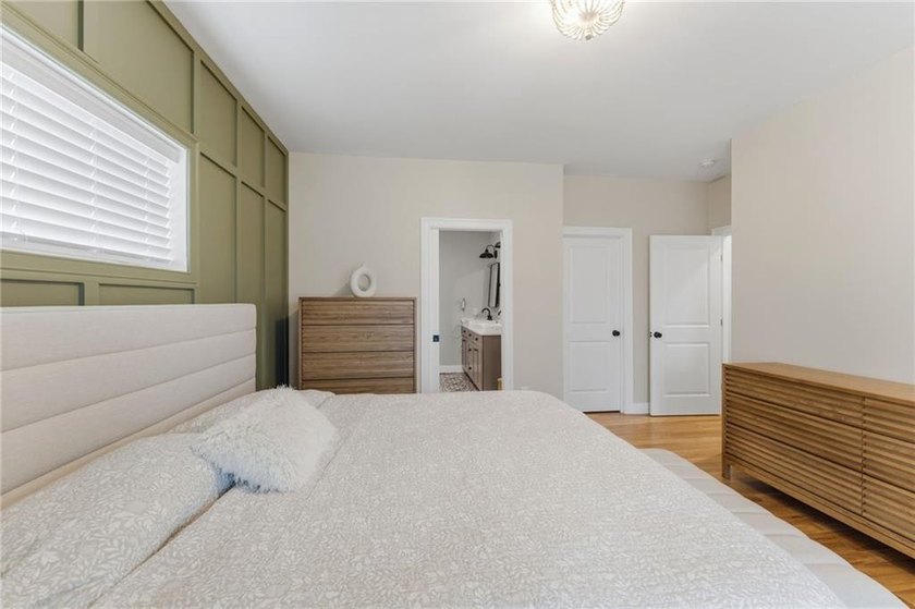Welcome to the absolutely beautiful one-level living home in one - photo 21