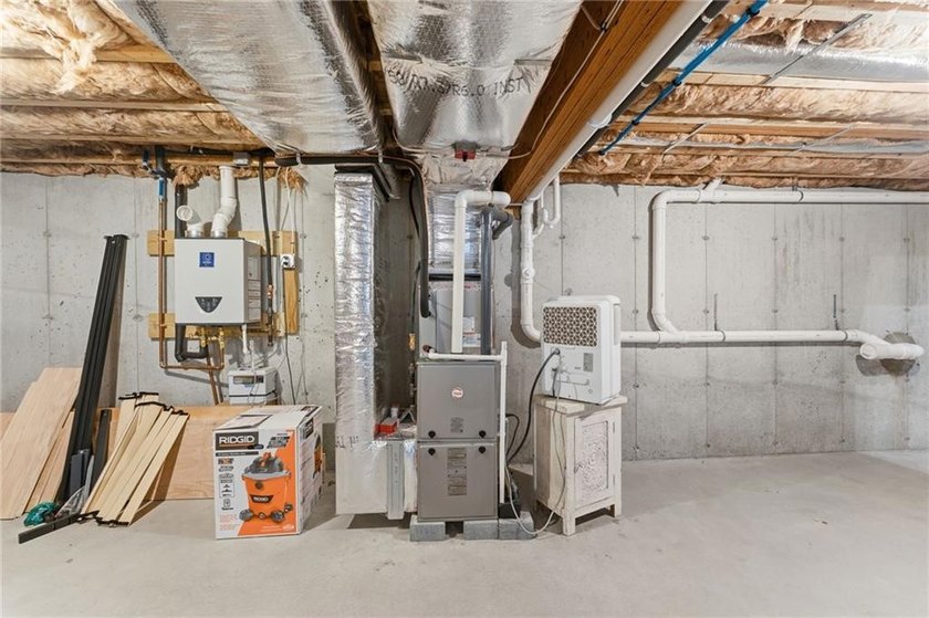 Welcome to the absolutely beautiful one-level living home in one - photo 29