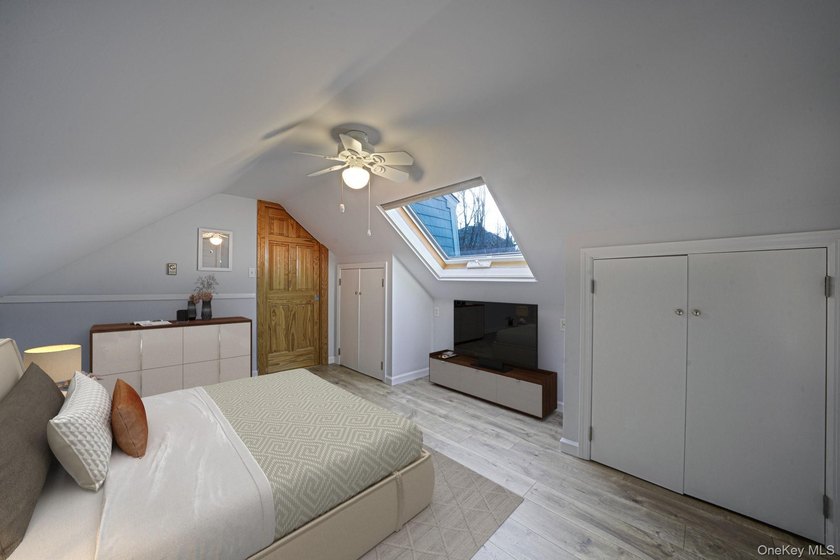 Set within the serene landscape of Rolling Woods in Riverhead - photo 33