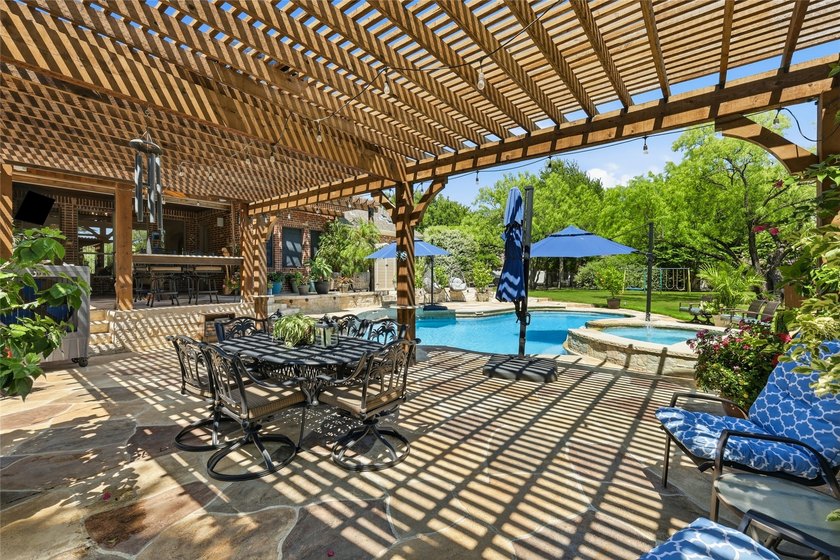 Welcome to 3536 Bay Ridge Drive - a beautifully updated - photo 33