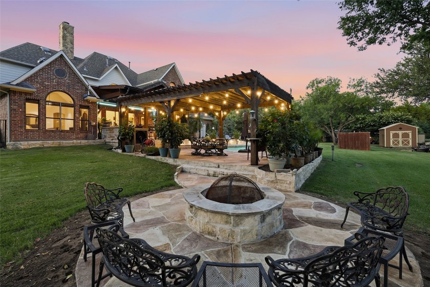 Welcome to 3536 Bay Ridge Drive - a beautifully updated - photo 38