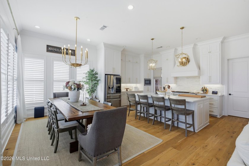 Professional pictures coming soon. Experience exceptional - photo 23