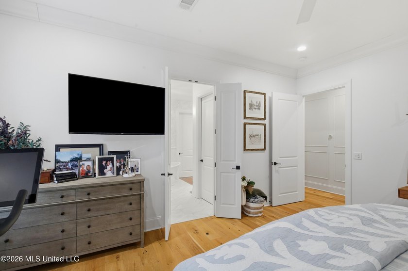 Professional pictures coming soon. Experience exceptional - photo 28