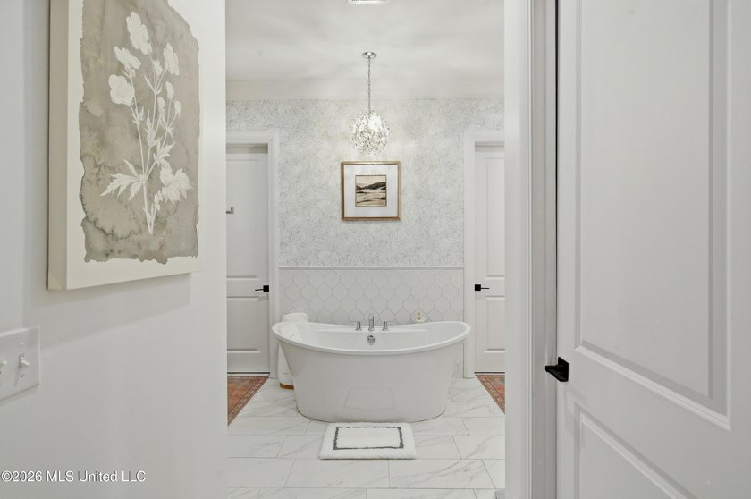 Professional pictures coming soon. Experience exceptional - photo 29