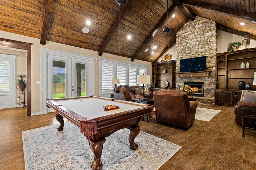 Exceptional custom-built 3-bedroom, 2 1/2 bath home designed - photo 9
